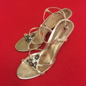 Calvin Klein Jeweled Sandal in Gold Leather, 8.5M